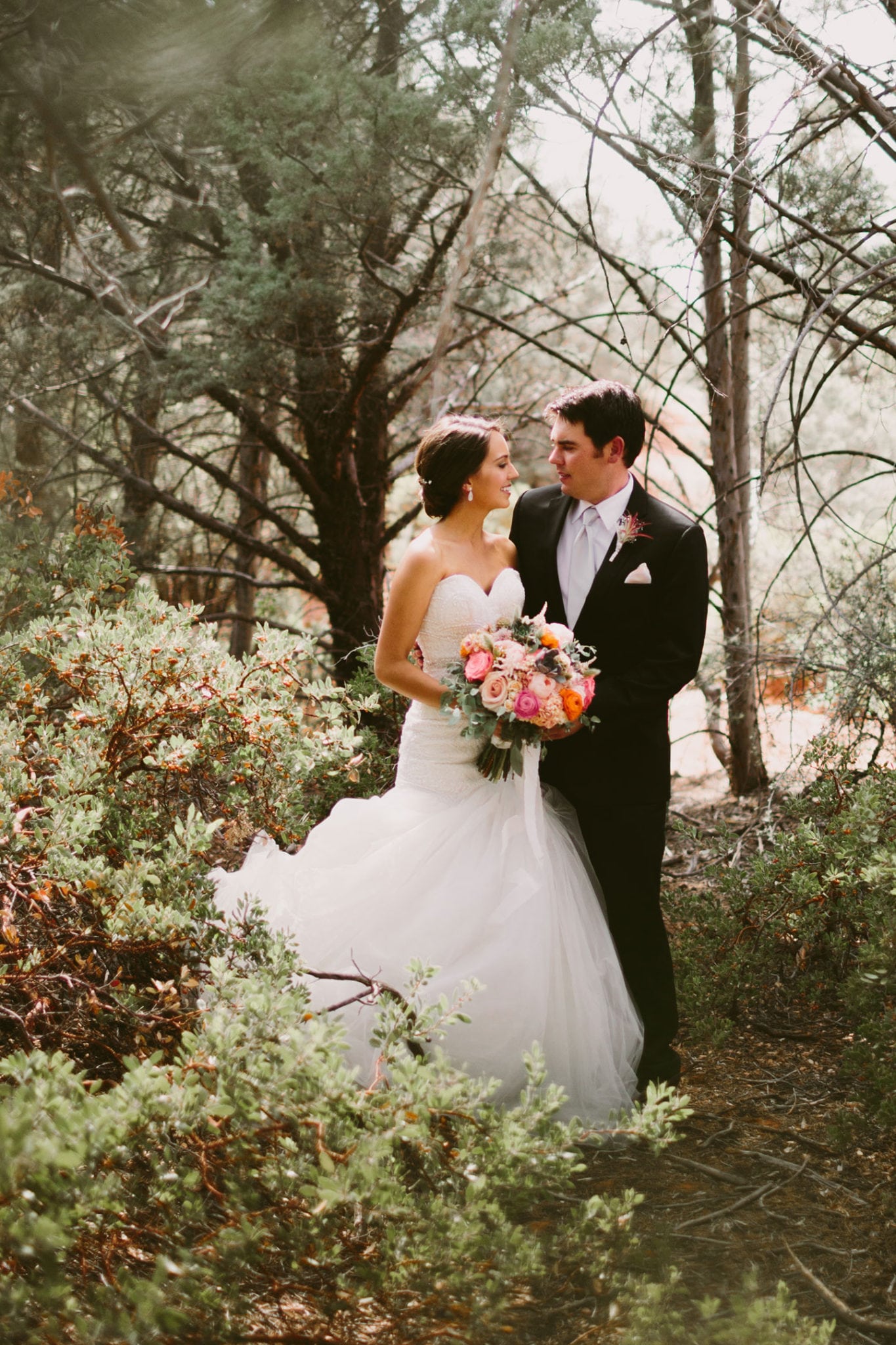 Sedona Wedding Venue Photos || Jane in the Woods in the Red Rocks 