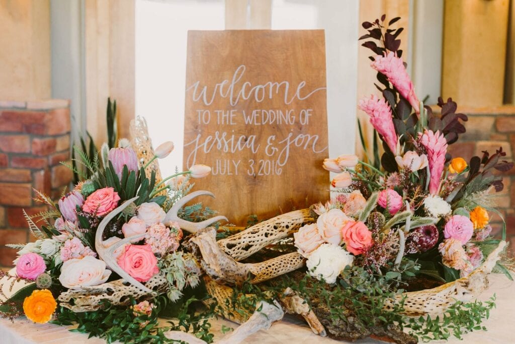 Sedona Wedding Venue Photos || Jane in the Woods in the Red Rocks 