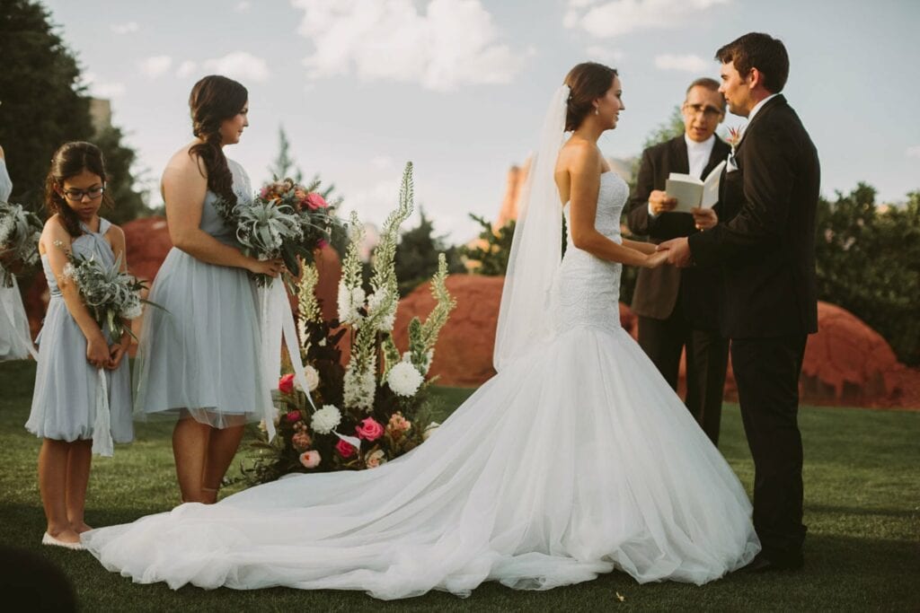 Sedona Wedding Venue Photos || Jane in the Woods in the Red Rocks 