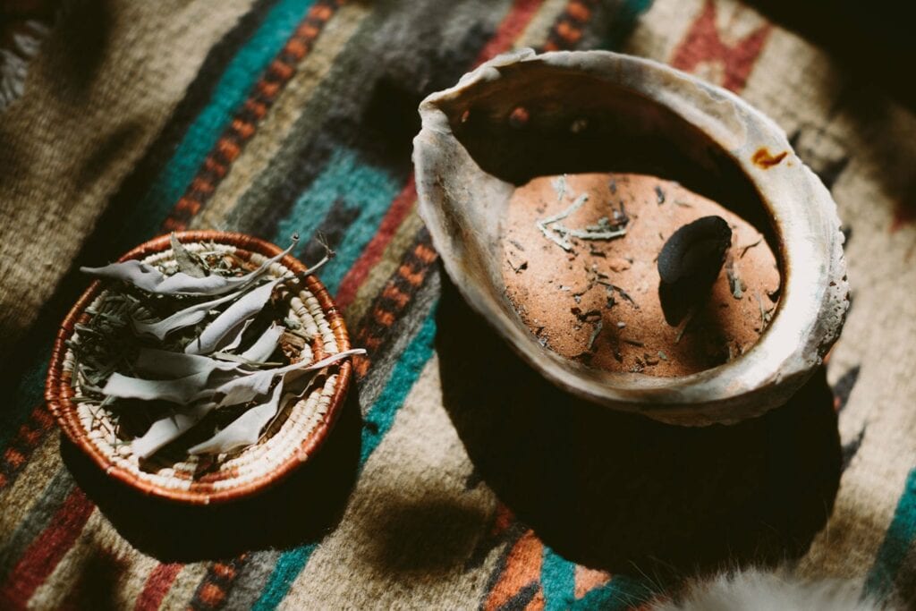 Sedona Wedding Photographer and Planner at Creekside Inn & Red Rocks at Schnebly Hill