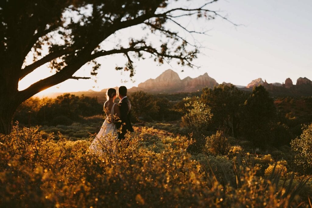 Sedona Wedding Photographer and Planner at Creekside Inn & Red Rocks at Schnebly Hill