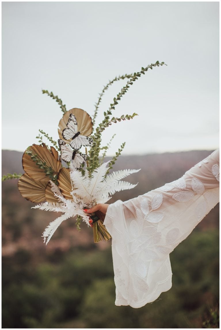 bohemian-butterfly-elopement-in-sedona-wedding-venue-elysian-escape