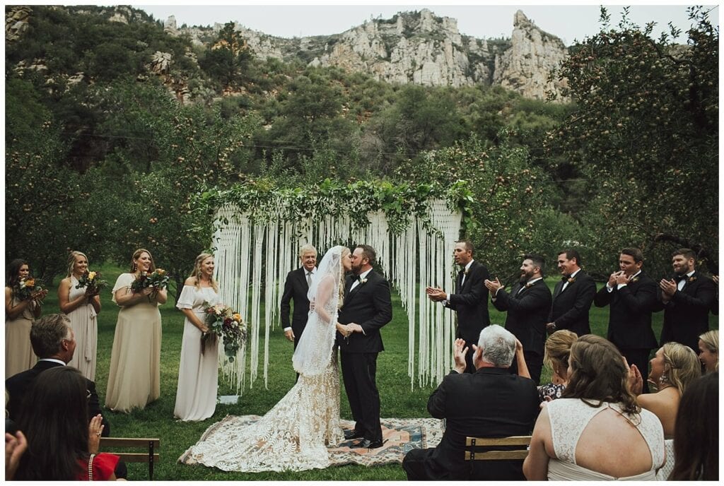 Oak Creek Canyon Wedding At Orchards Sedona Wedding Photography Jane In The Woods Sedona 9346